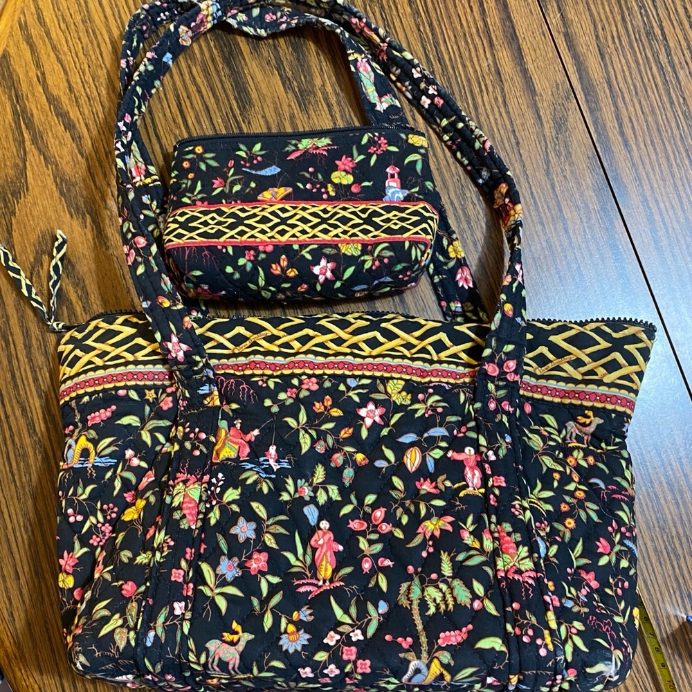 Vera Bradley Ming Betsy Bag Set -Like New